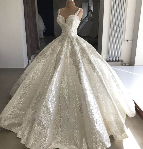 Sélection du lieu de mariage de rêve : compléter la robe de mariée d’une princesse插图