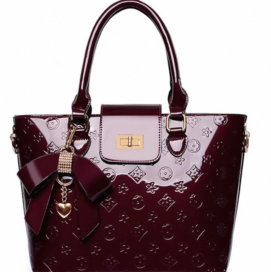 Women’s Designer Handbags Sale: Smart Shopping Tips插图3