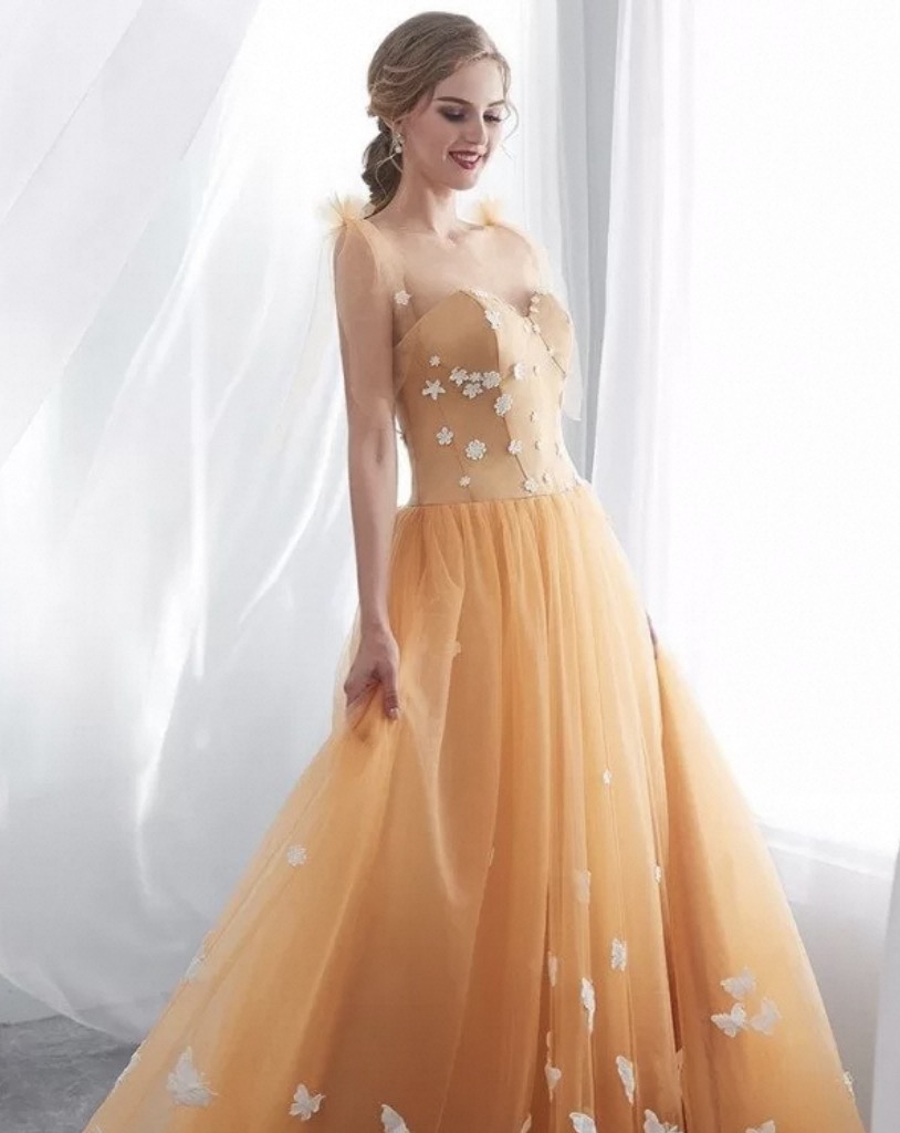Butterfly Prom Dress: Enchantment on the Dance Floor插图3