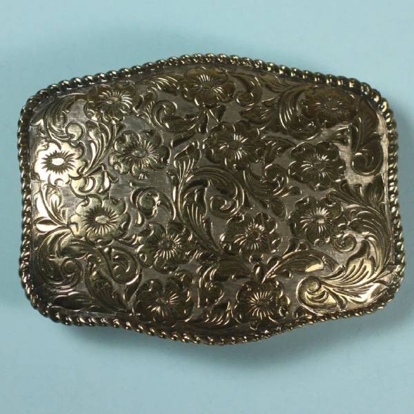 crumrine belt buckle