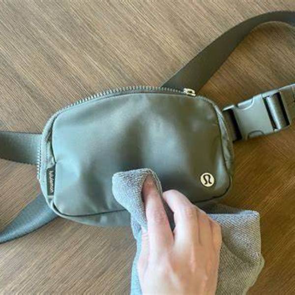 how to clean a lululemon belt bag