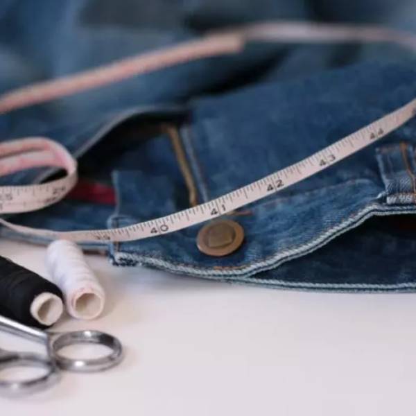 how to tighten jeans without belt