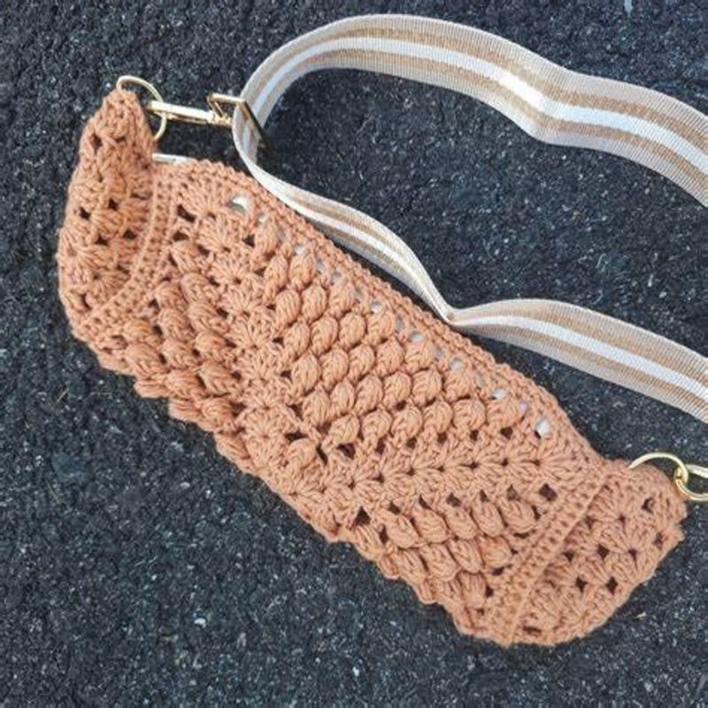 Crochet belt bag